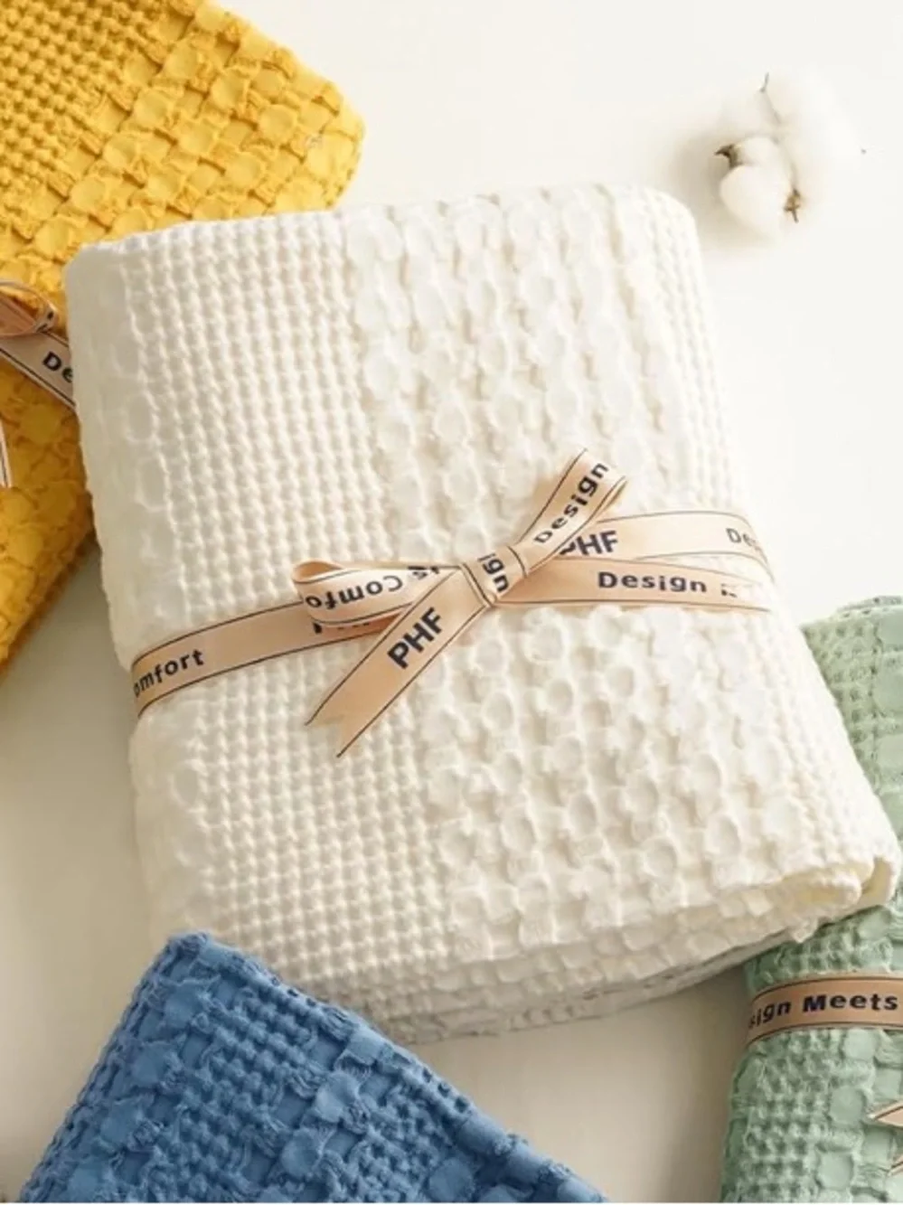 new Cream Waffle-Textured Throw Blanket - Soft Home Bedding - Picture 8 of 9